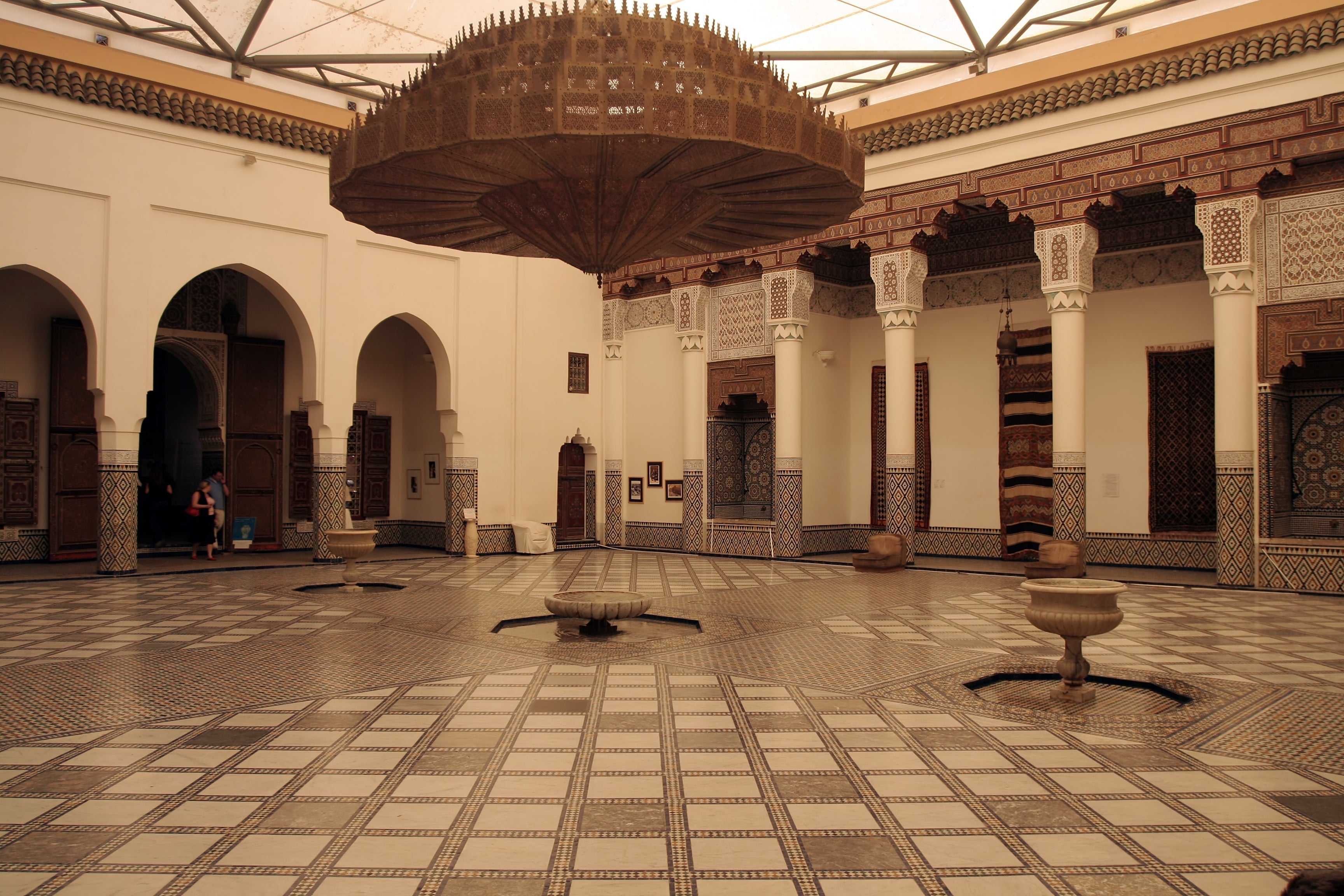 Zellige in Hammams: Tradition in Modern Hospitality - Zelligerar
